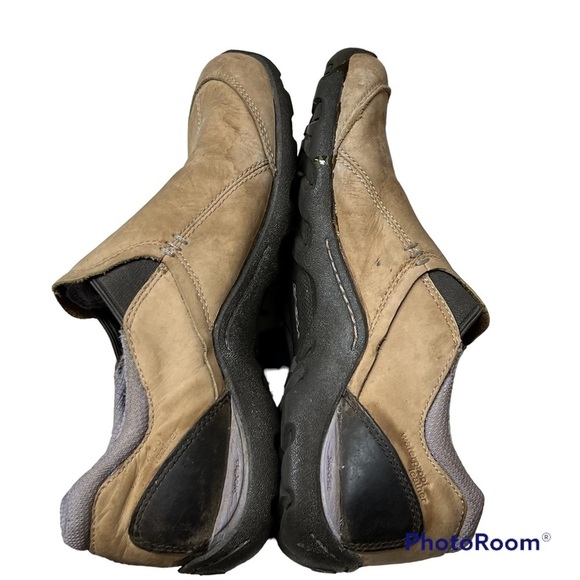 Teva Slip-On Leather/Nubuck Outdoors Hiking/Trail Sneakers/Shoes - Picture 2 of 6